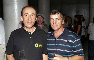 com Ludgero